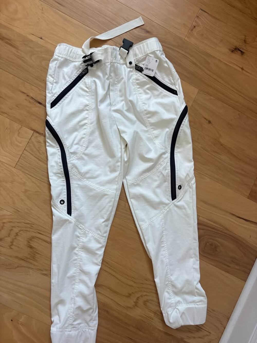 FP Movement White Utility Pants with Black Zippers - XS - NWT